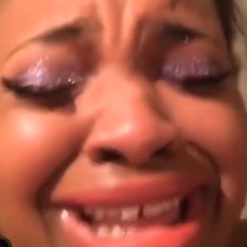 Meet your Posher, Aya